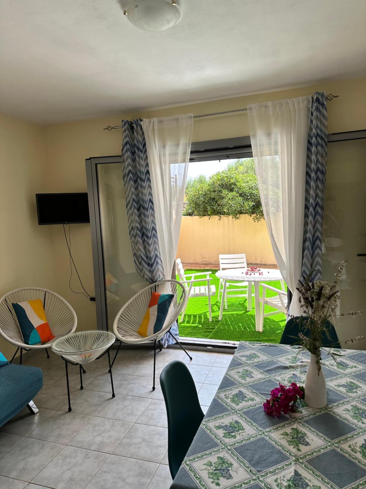 Lotus Studio Apartment North Lixouri Esterno foto