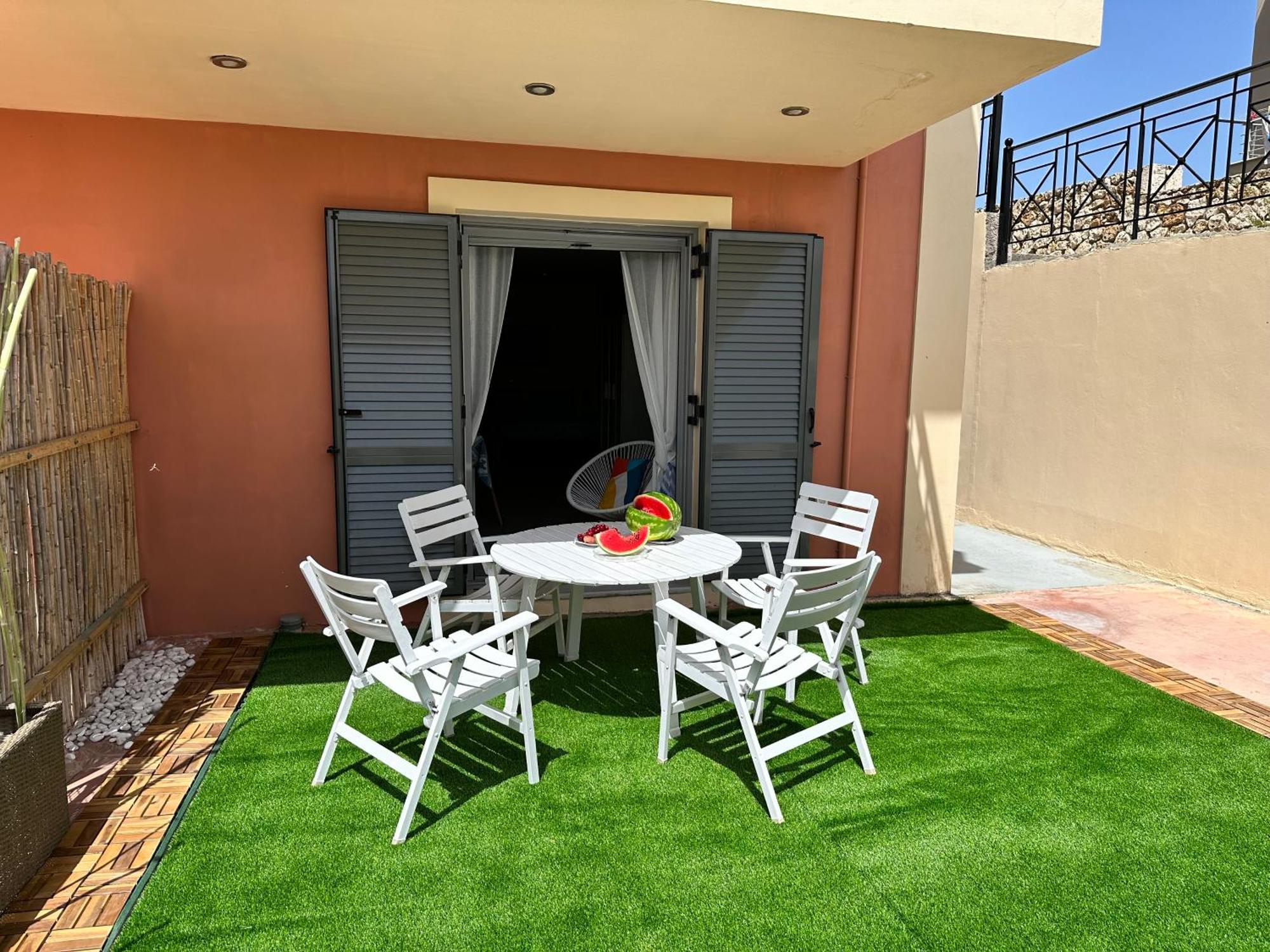 Lotus Studio Apartment North Lixouri Esterno foto